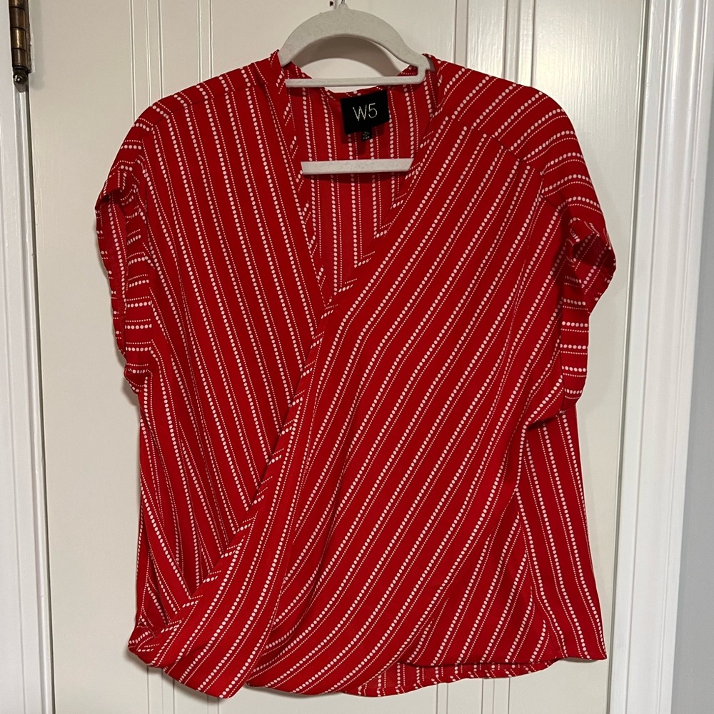 NWOT front wrapped short sleeved blouse Sz XL